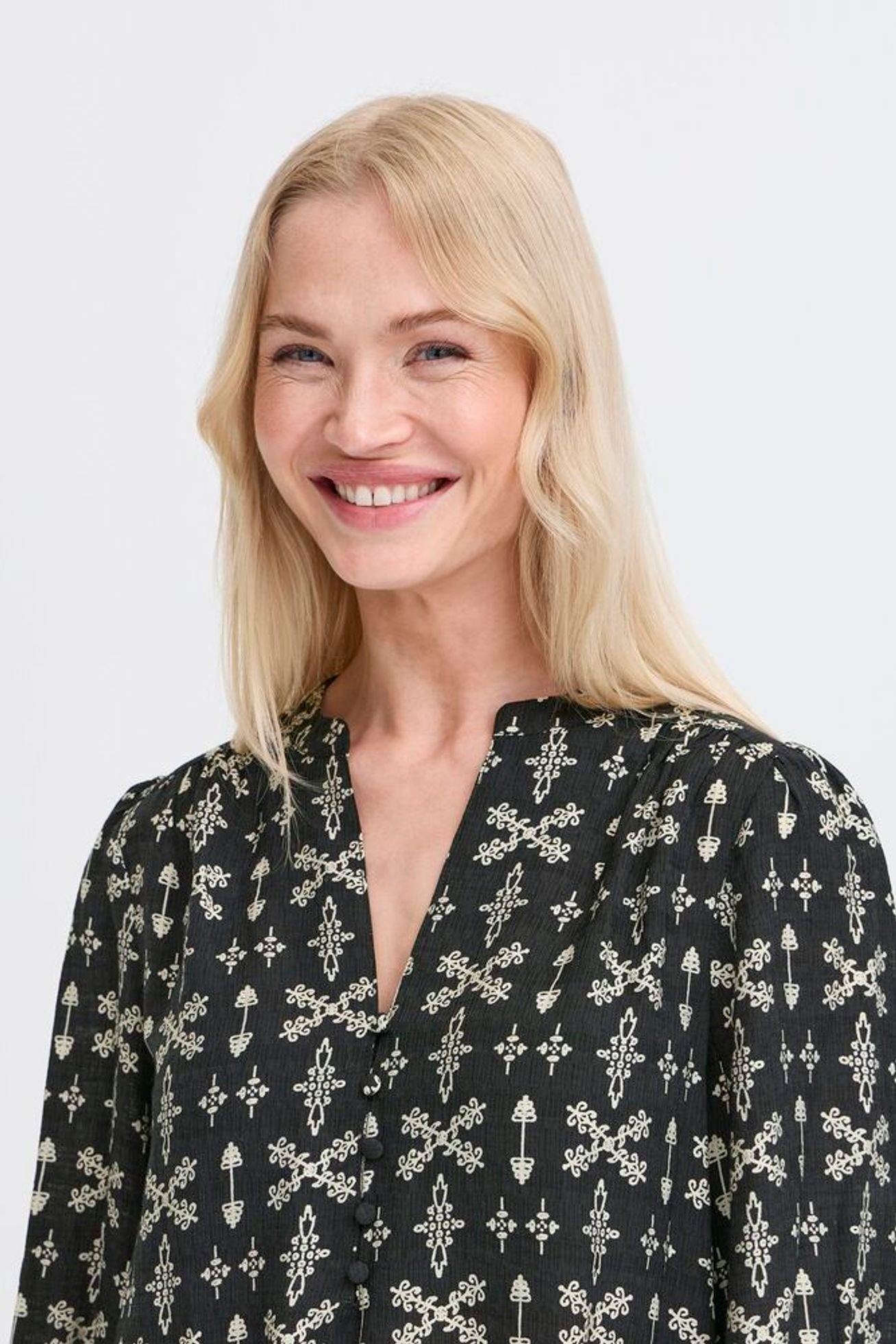 Byoung - Igava Blouse