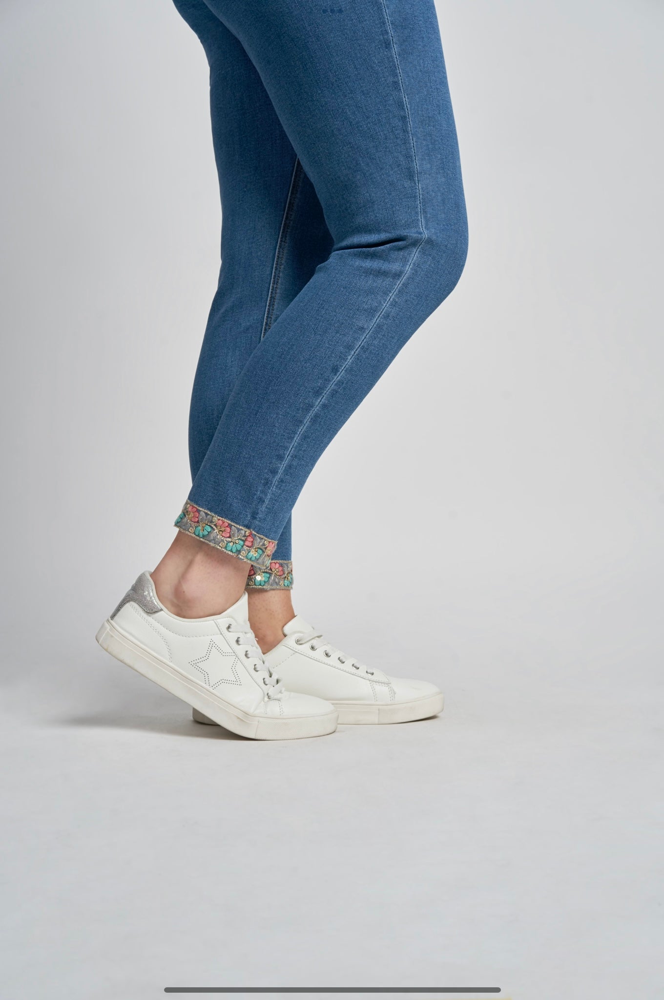 Pinns - Lili Jeans