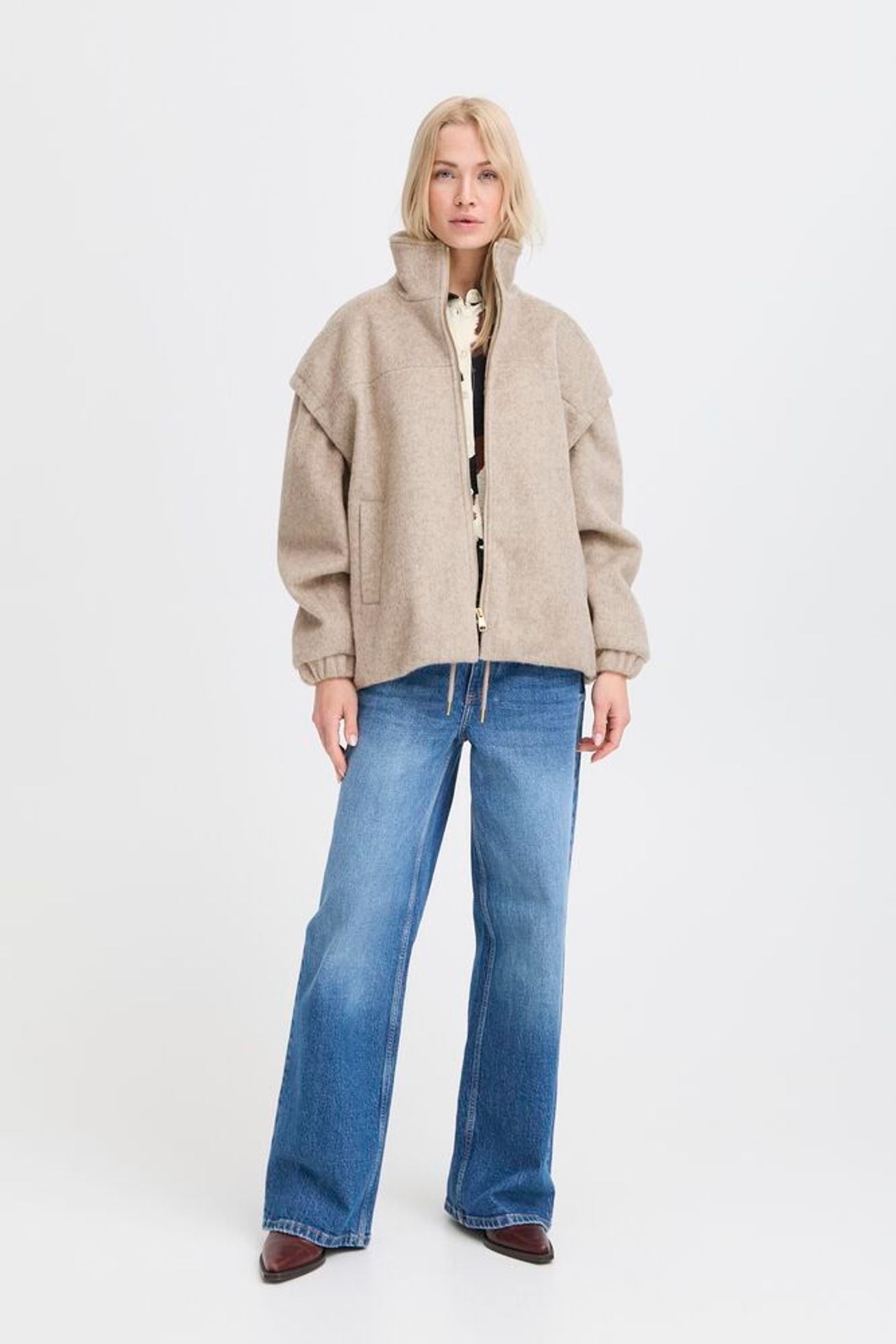 Byoung - Becila Jacket