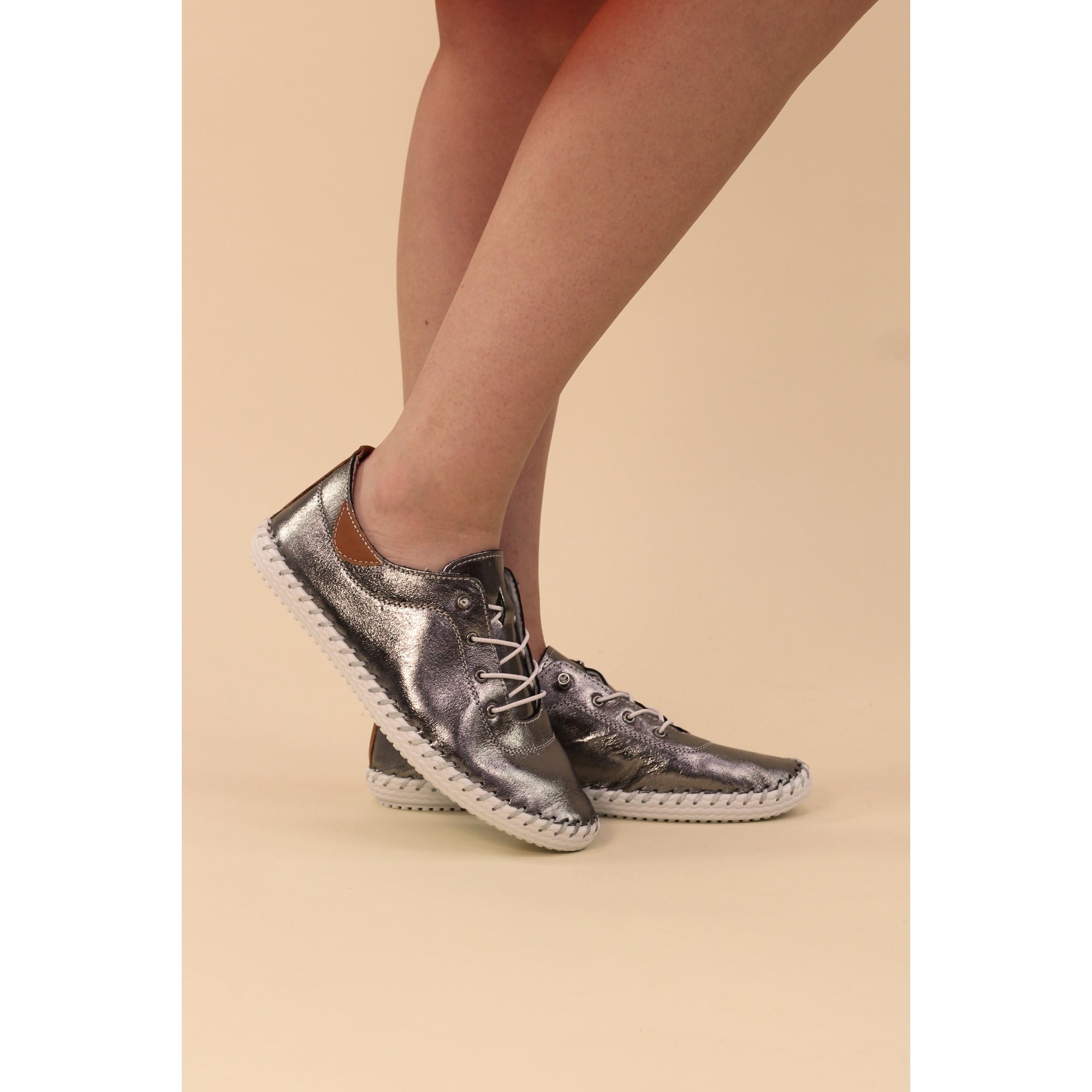 LUNAR - St Ives Leather Plimsole