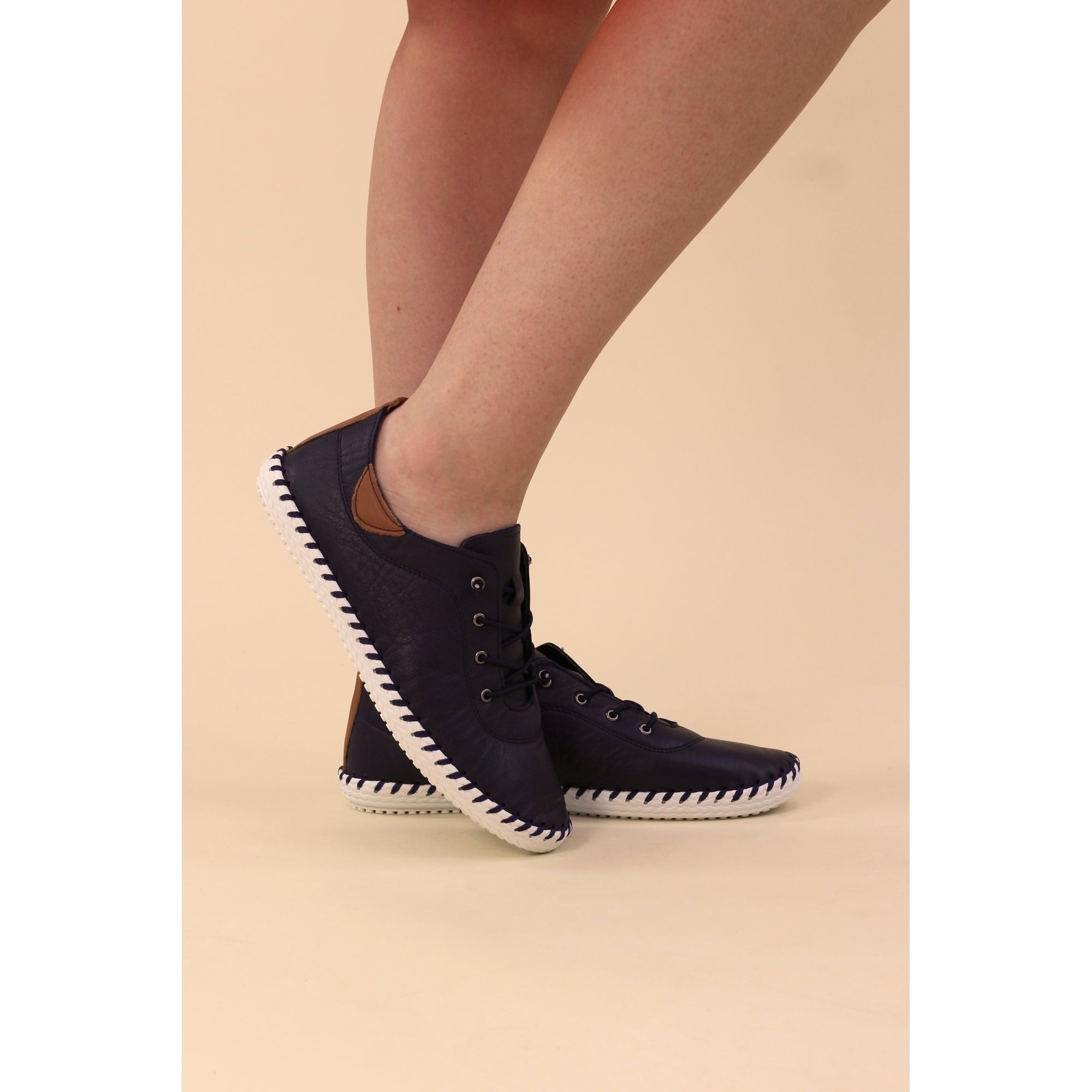 LUNAR - St Ives Leather Plimsole