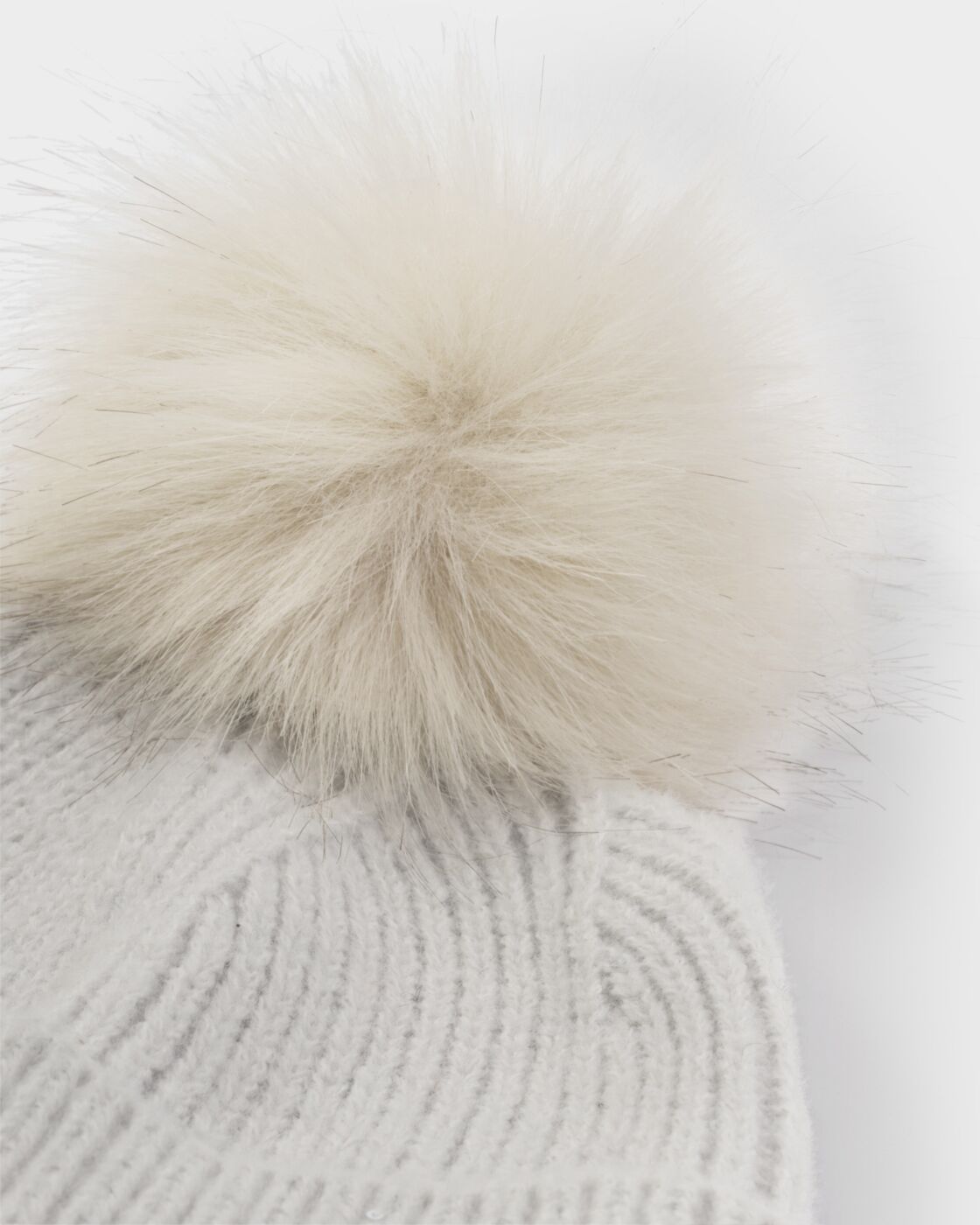 Katie Loxton - Sequin Pom Pom Hat