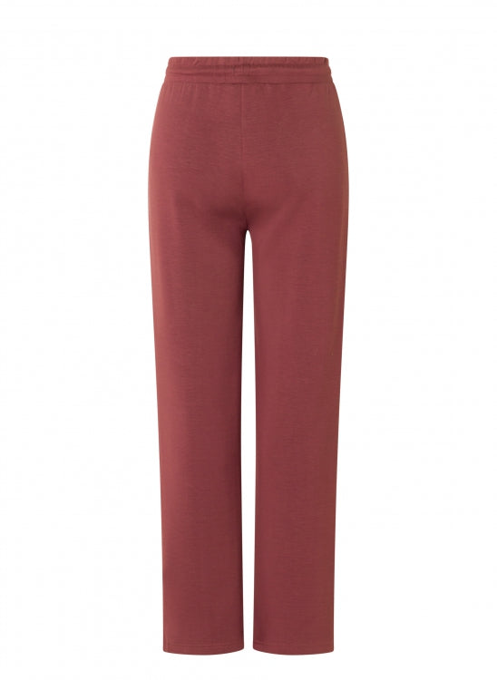 Yest - Oirla Essential