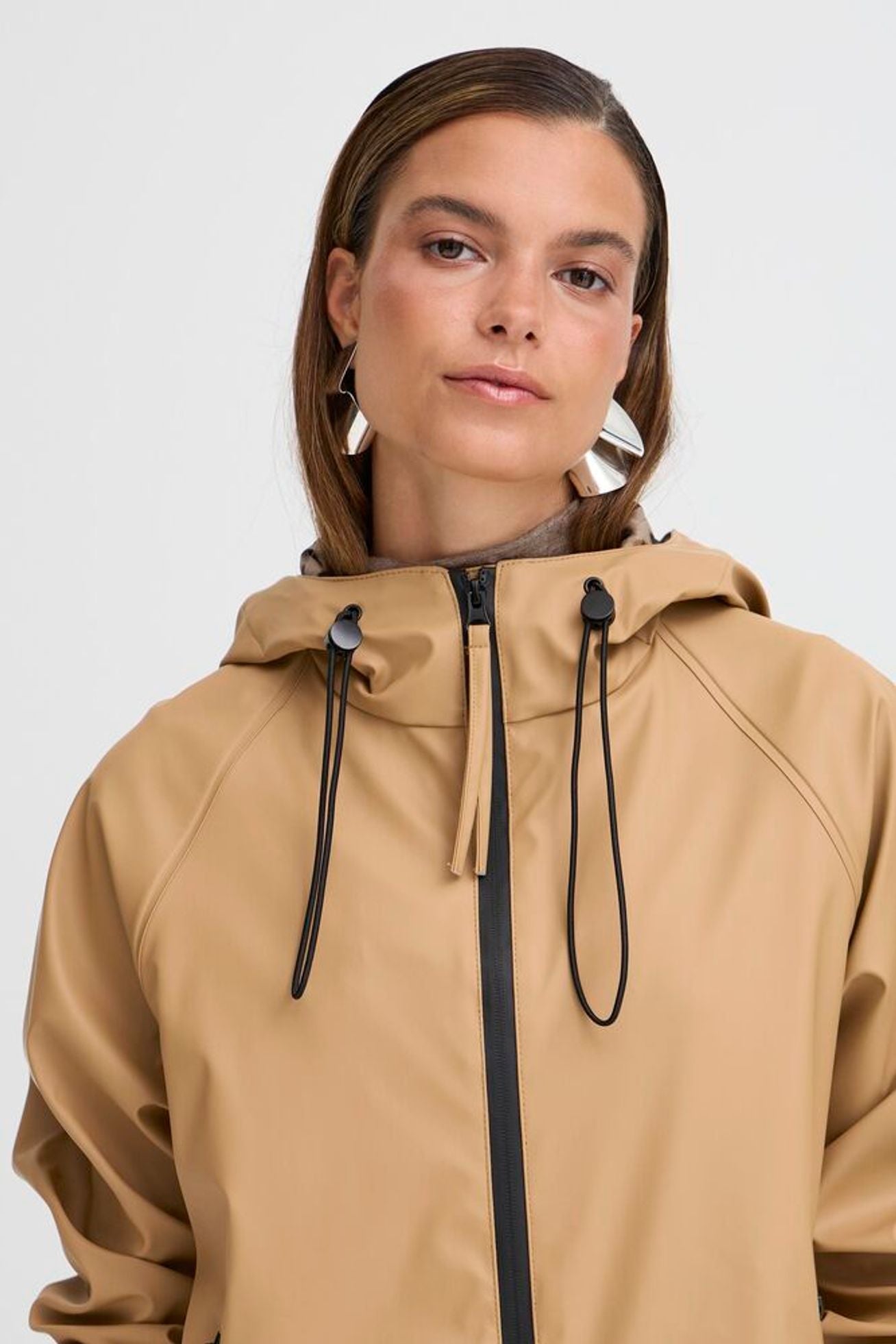 Byoung - Avan Coat