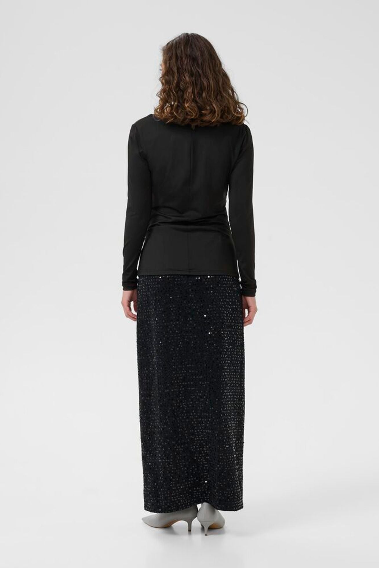 Culture - Jessica LS T-Shirt