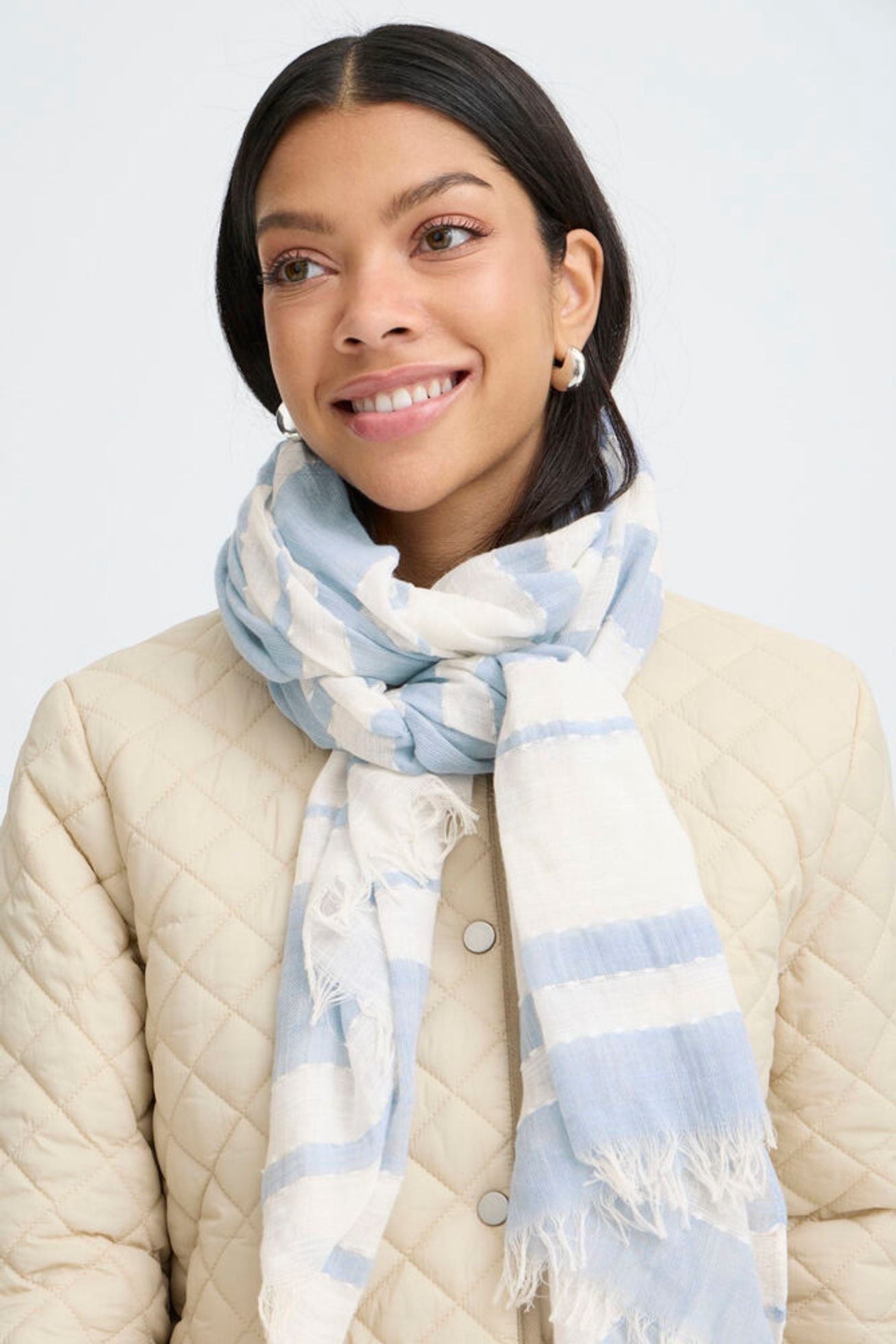 Byoung - Viobby Scarf