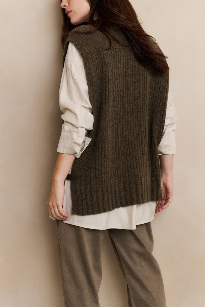 Yaya - Eman Sleeveless Sweater