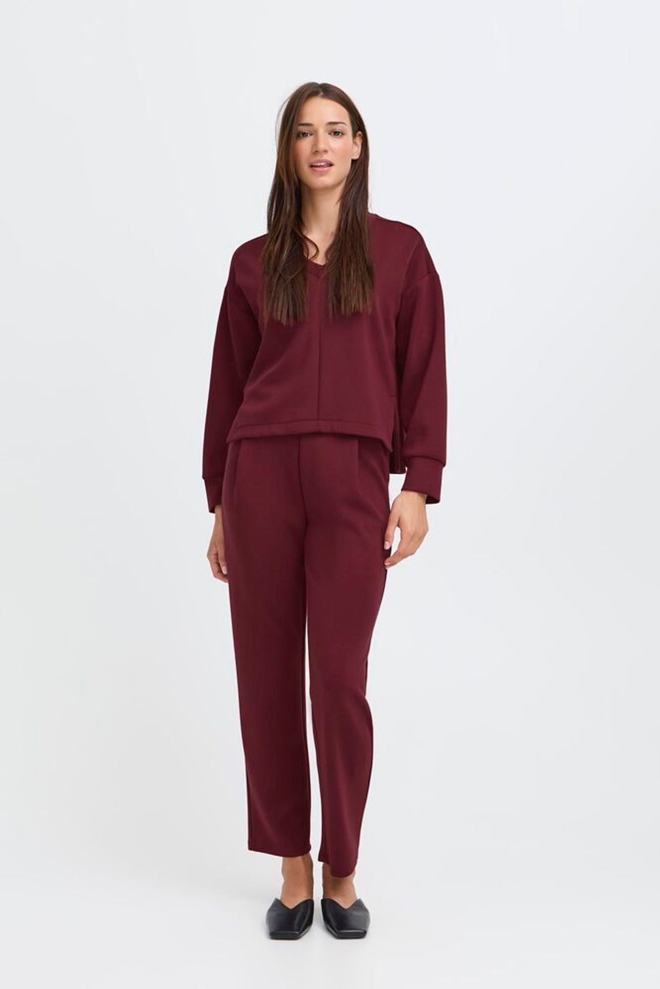 Byoung - Pusti V-neck Blouse