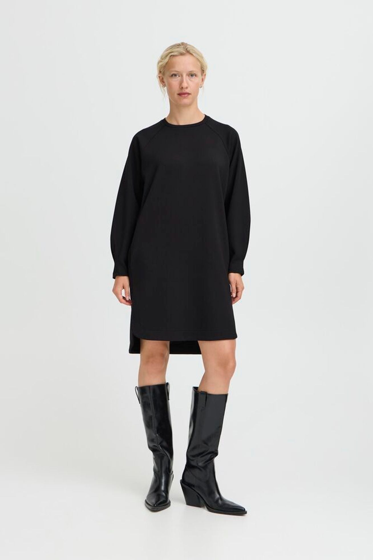 Byoung - Pusti LS Pleat Dress