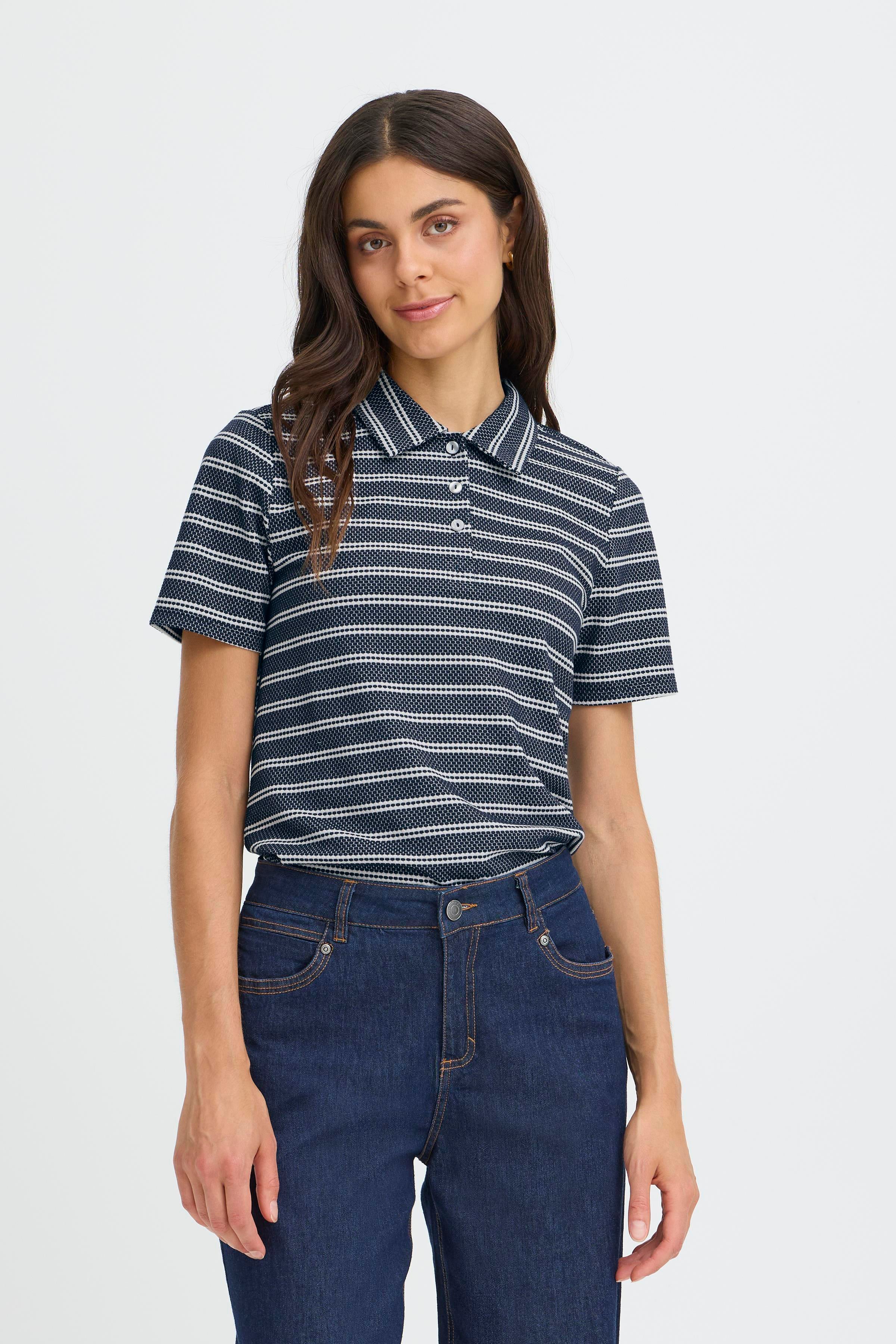 Fransa - Josie Tee