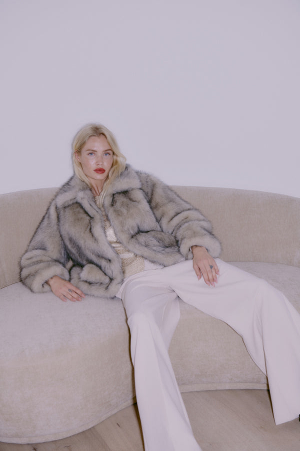 Byoung - Akaja Short Jacket