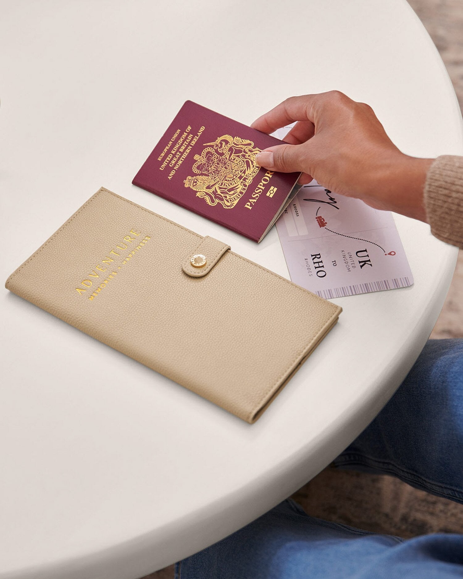 Katie Loxton - Sentiment Travel Wallet