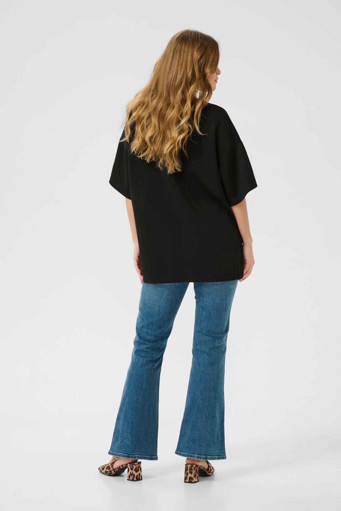 Culture - Alwine Chabrina Oversized T-shirt