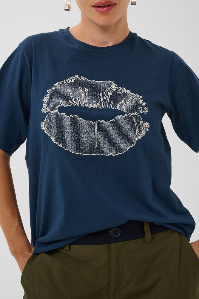 Culture - Emba Gith T-Shirt