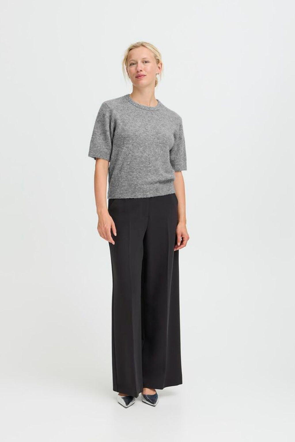 Byoung - Omea Rhinestone Short Sleeve Jumper