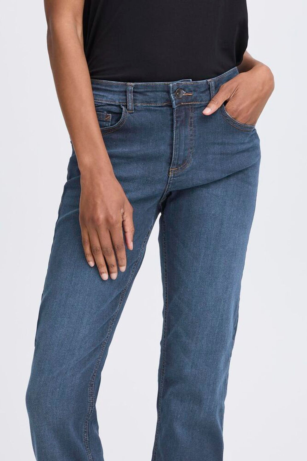 Byoung - Luni Straight Jeans