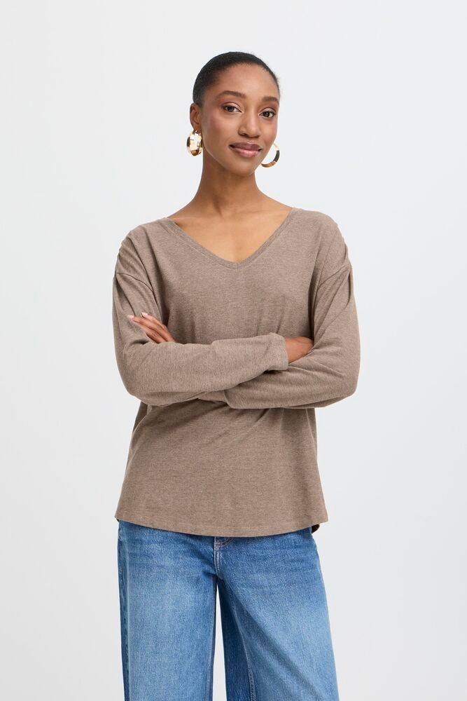 Byoung - Pamila LS V Neck T-shirt