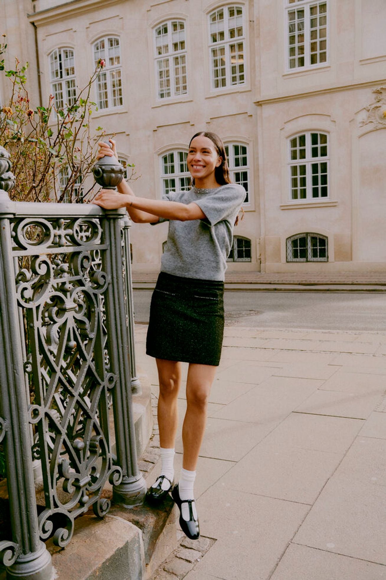 Byoung - Omea Rhinestone Short Sleeve Jumper