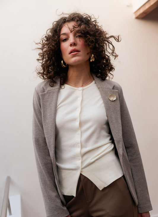 Yest - Berta Essential
