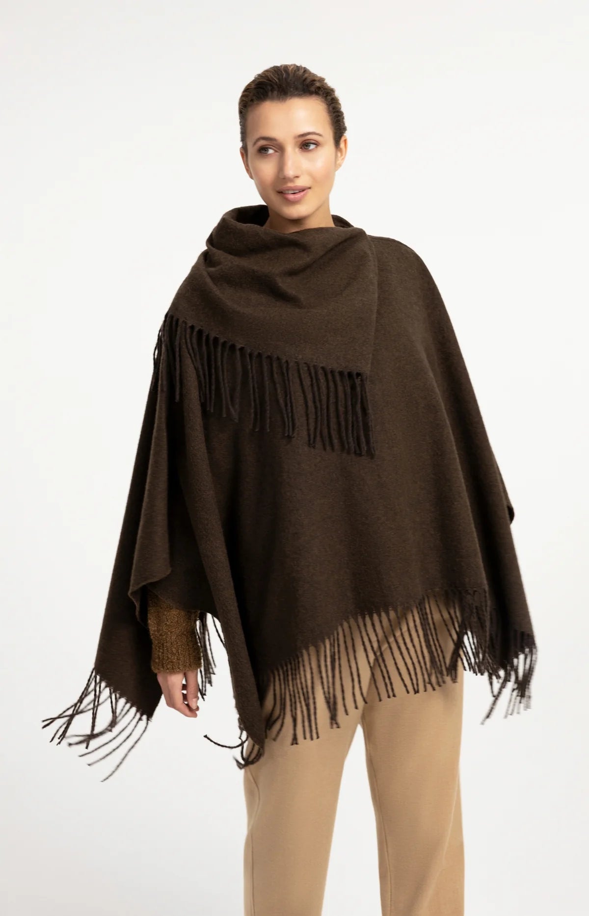 YaYa - Viana Poncho