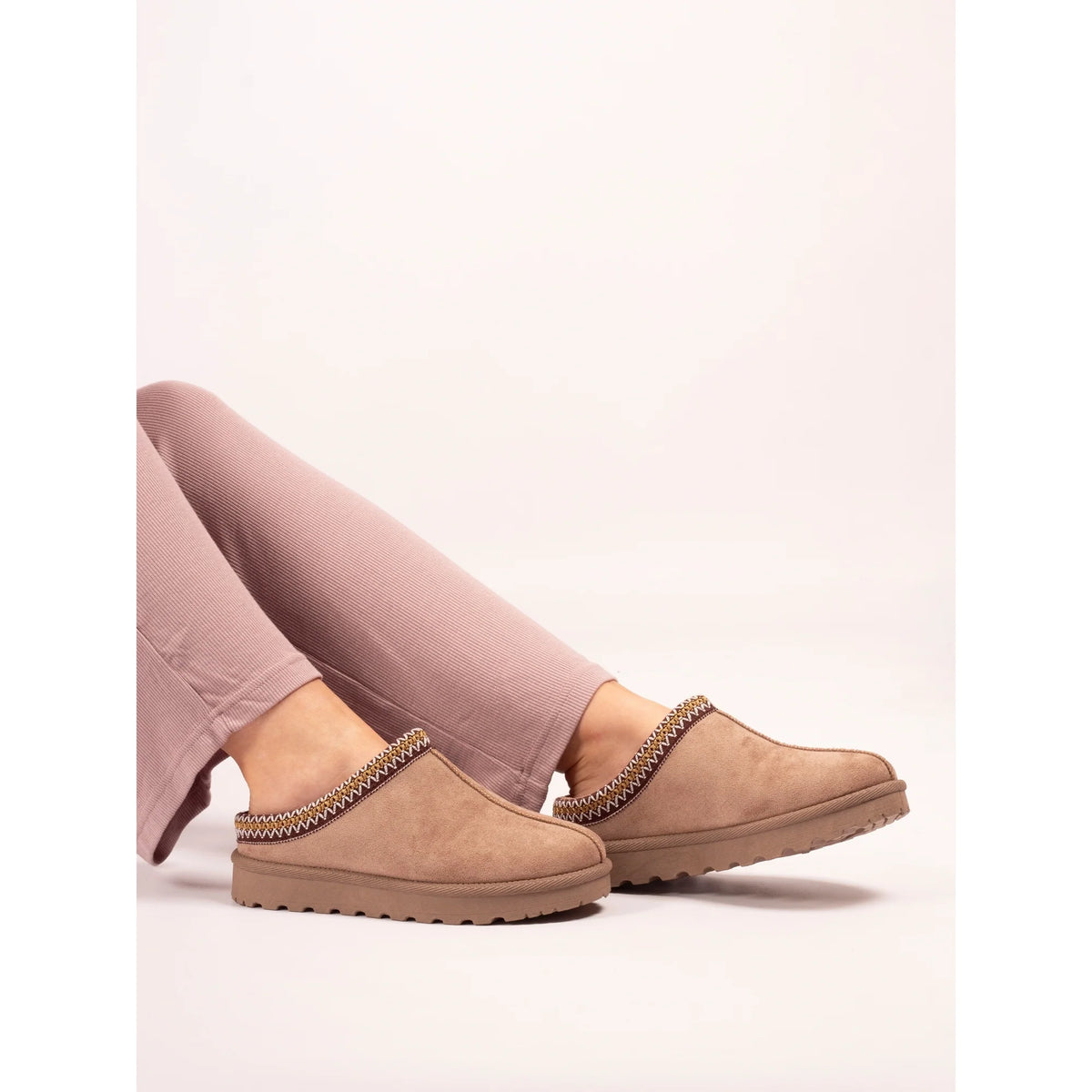 Lunar - Nepal Slipper