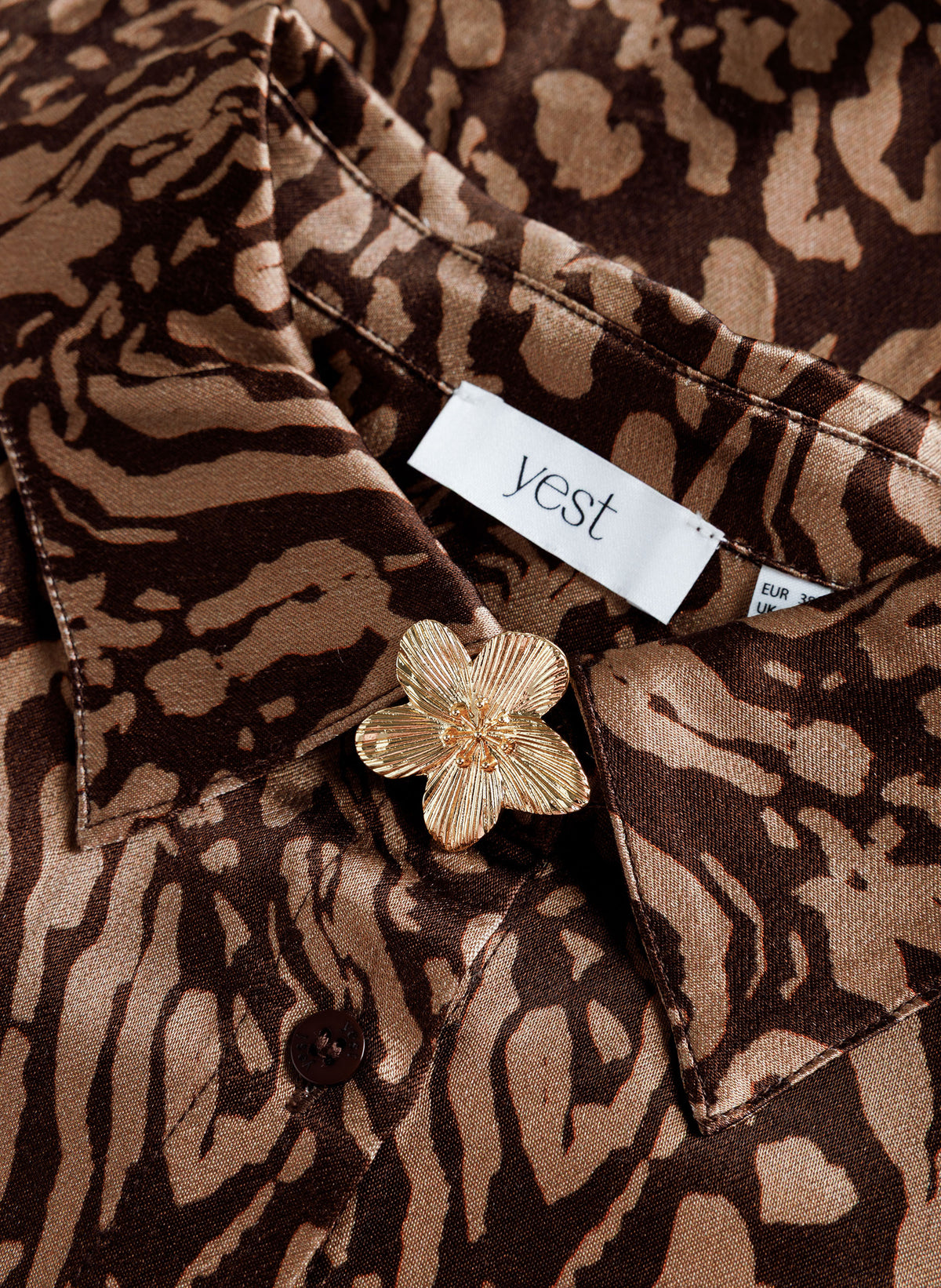 Yest - Urelle Shirt
