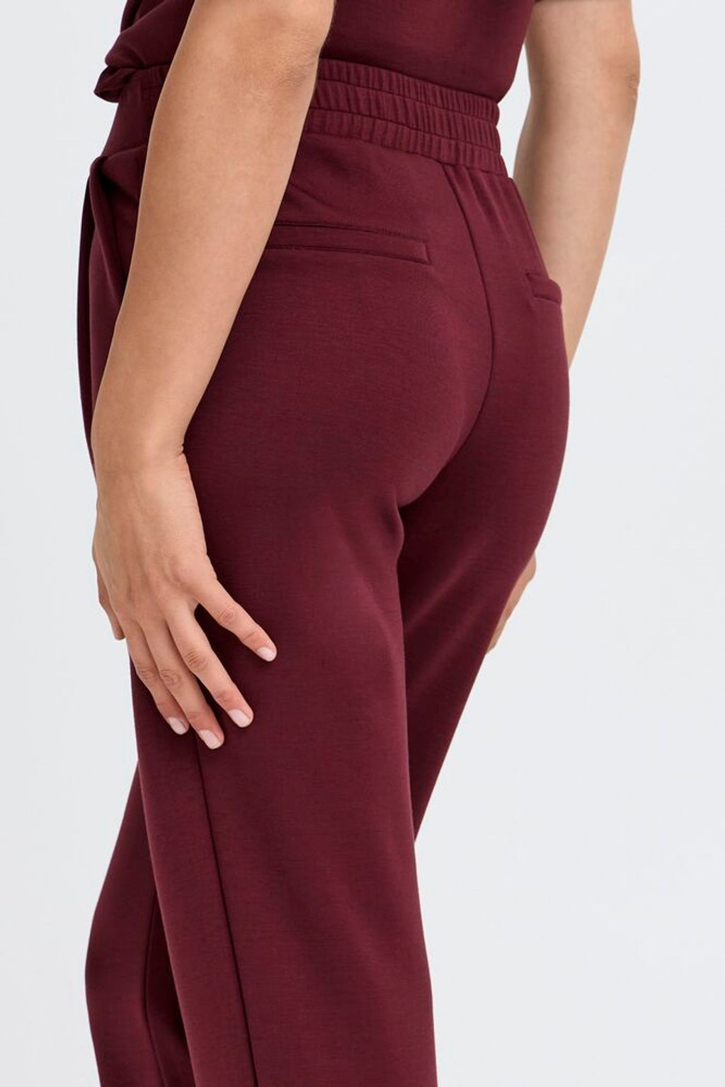 Byoung - Pusti Pleat Pants