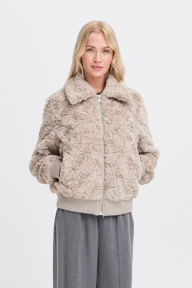 Byoung - Anikea Jacket