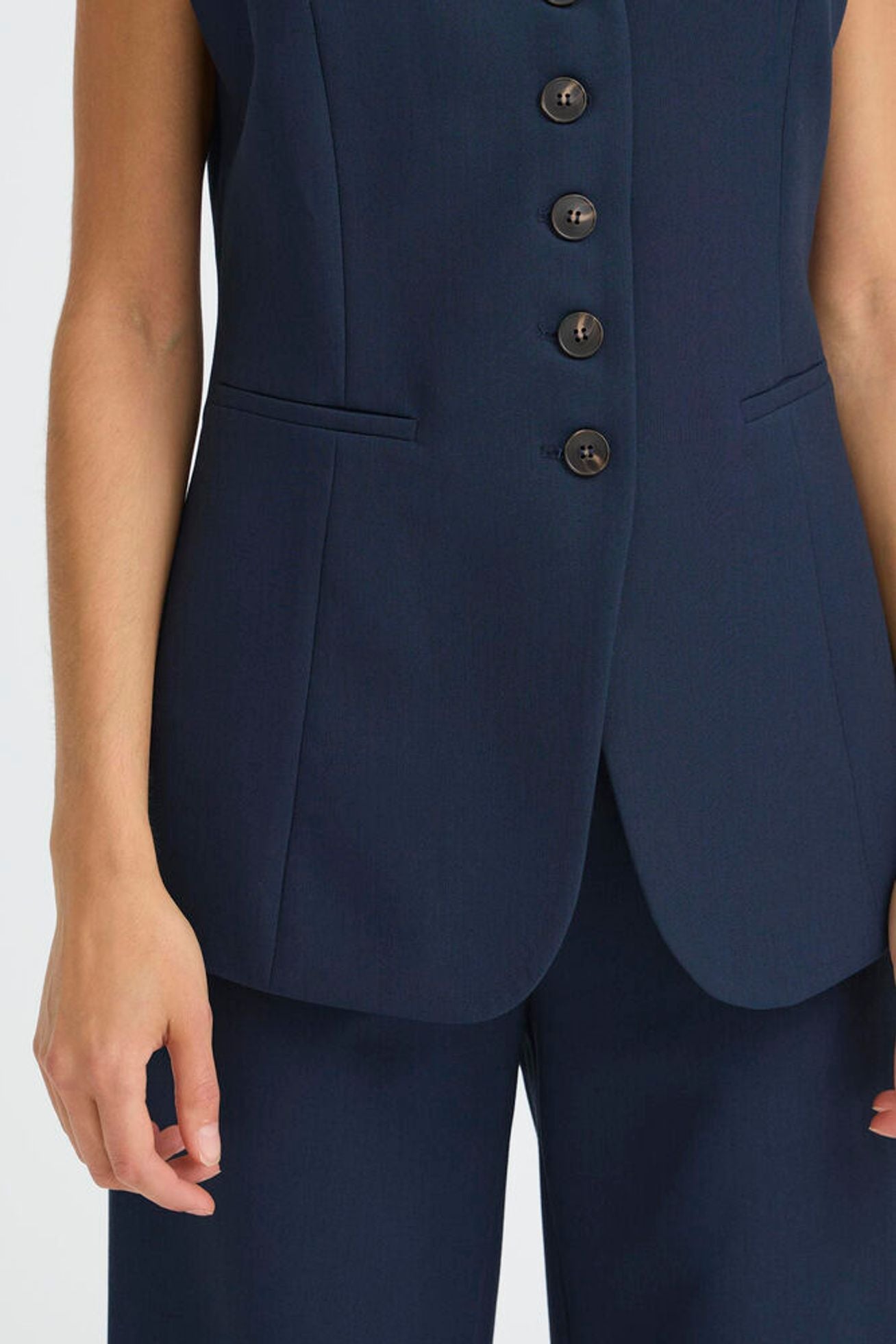 Fransa - Abigail Waistcoat 2