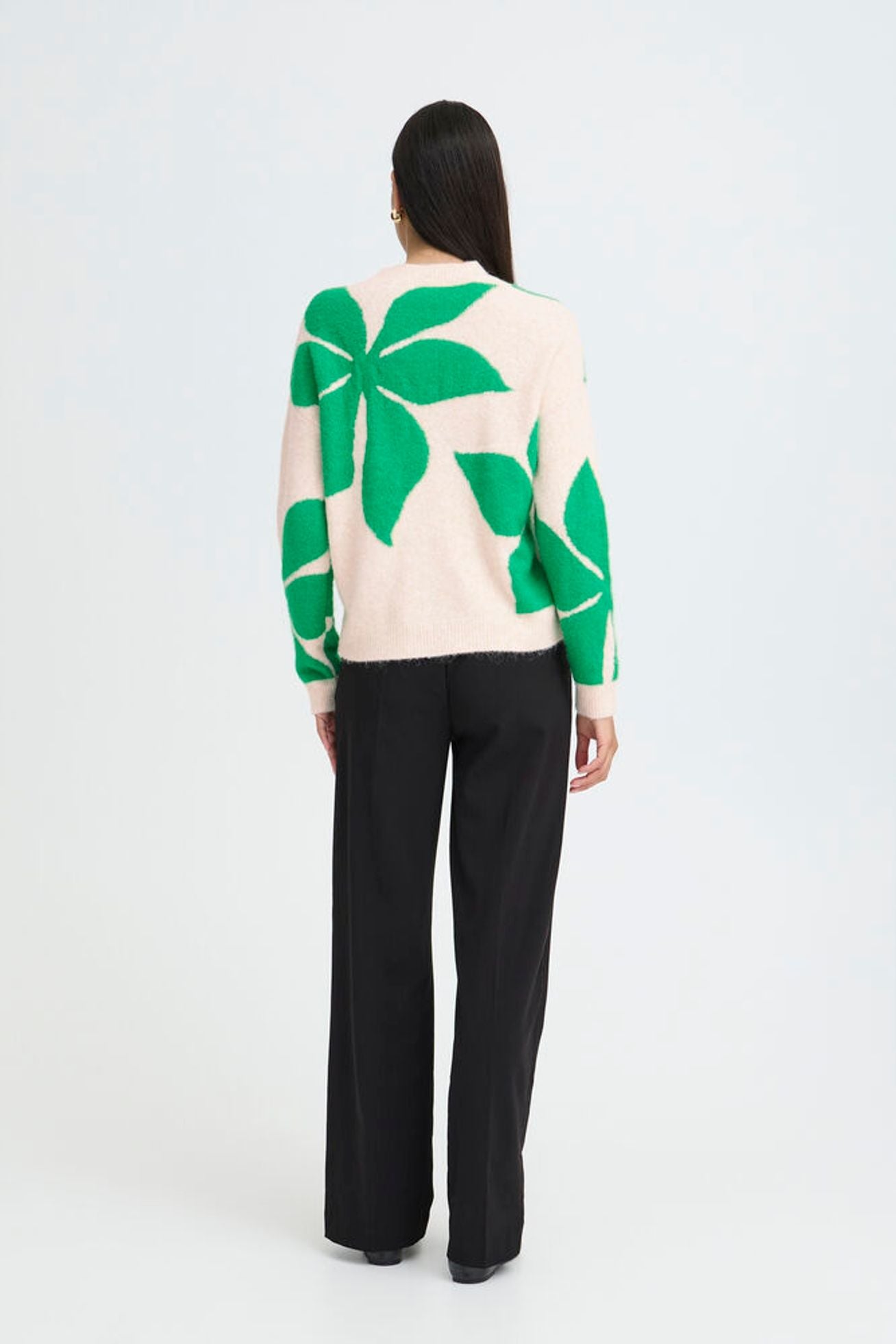 Byoung - Omea Flower Jumper 3