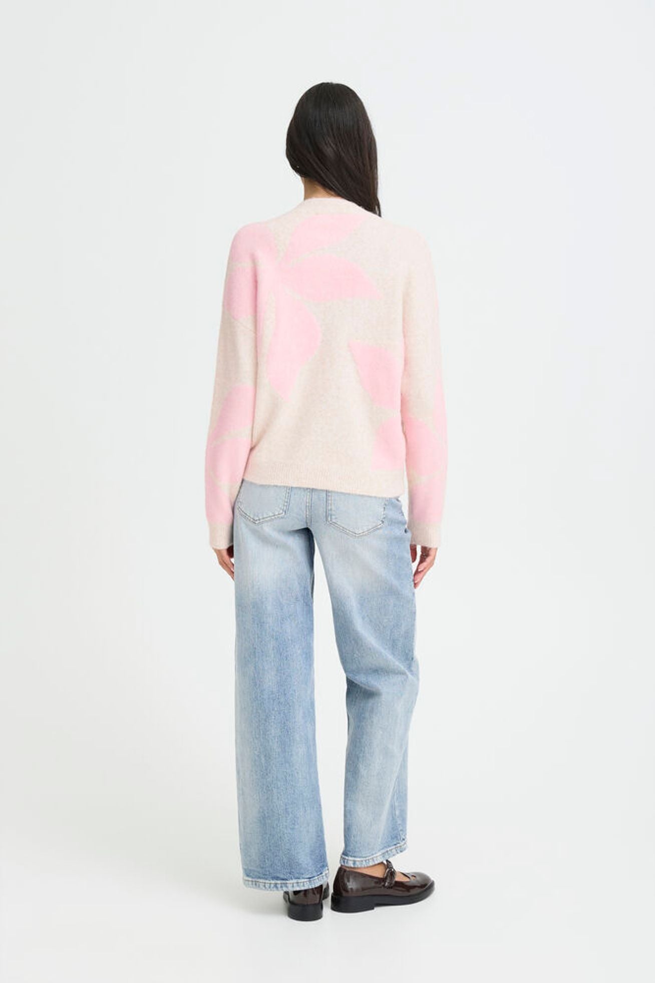 Byoung - Omea Flower Jumper 3
