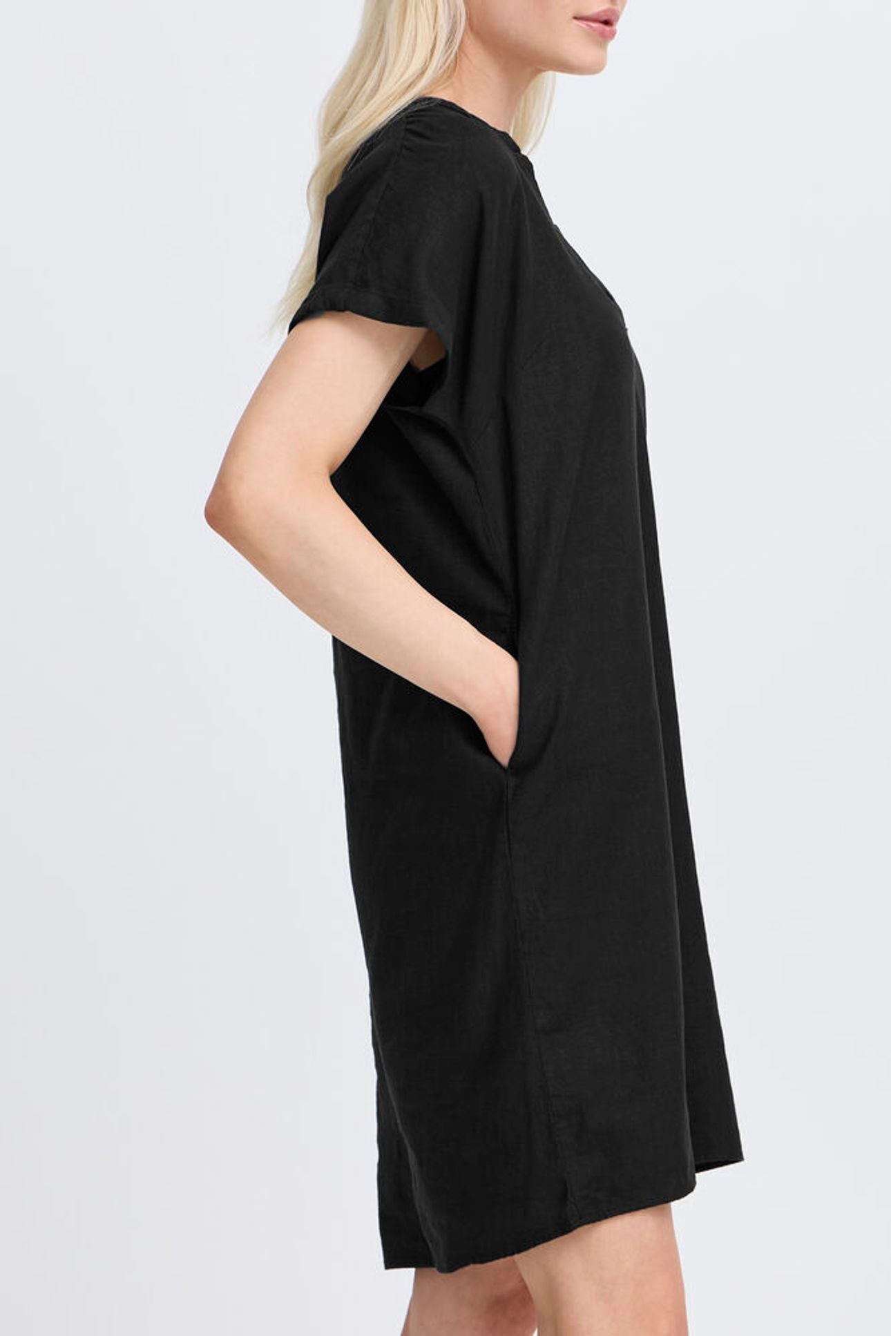 Byoung - Falakka V Neck Dress