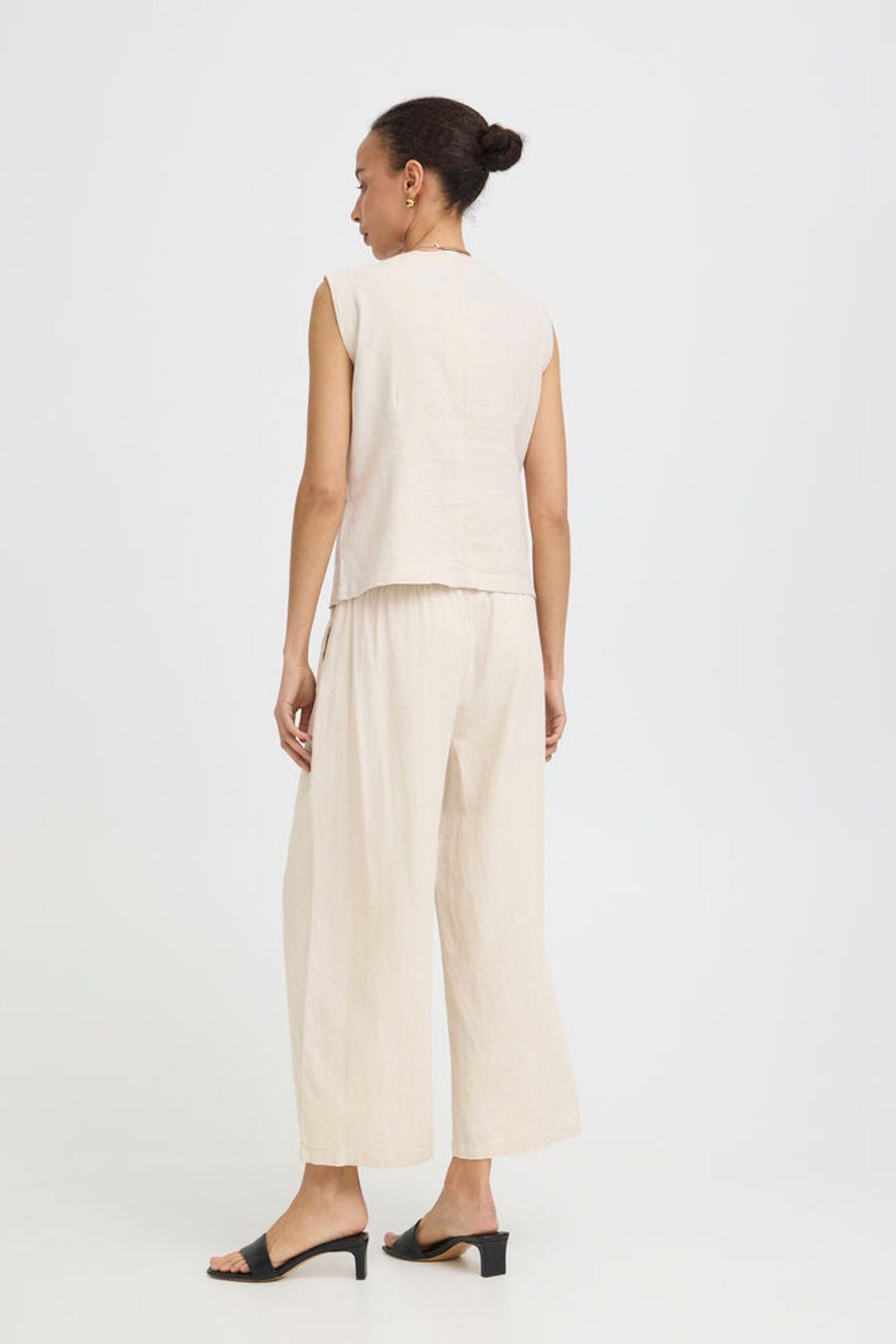 Byoung - Falakka Crop Pants
