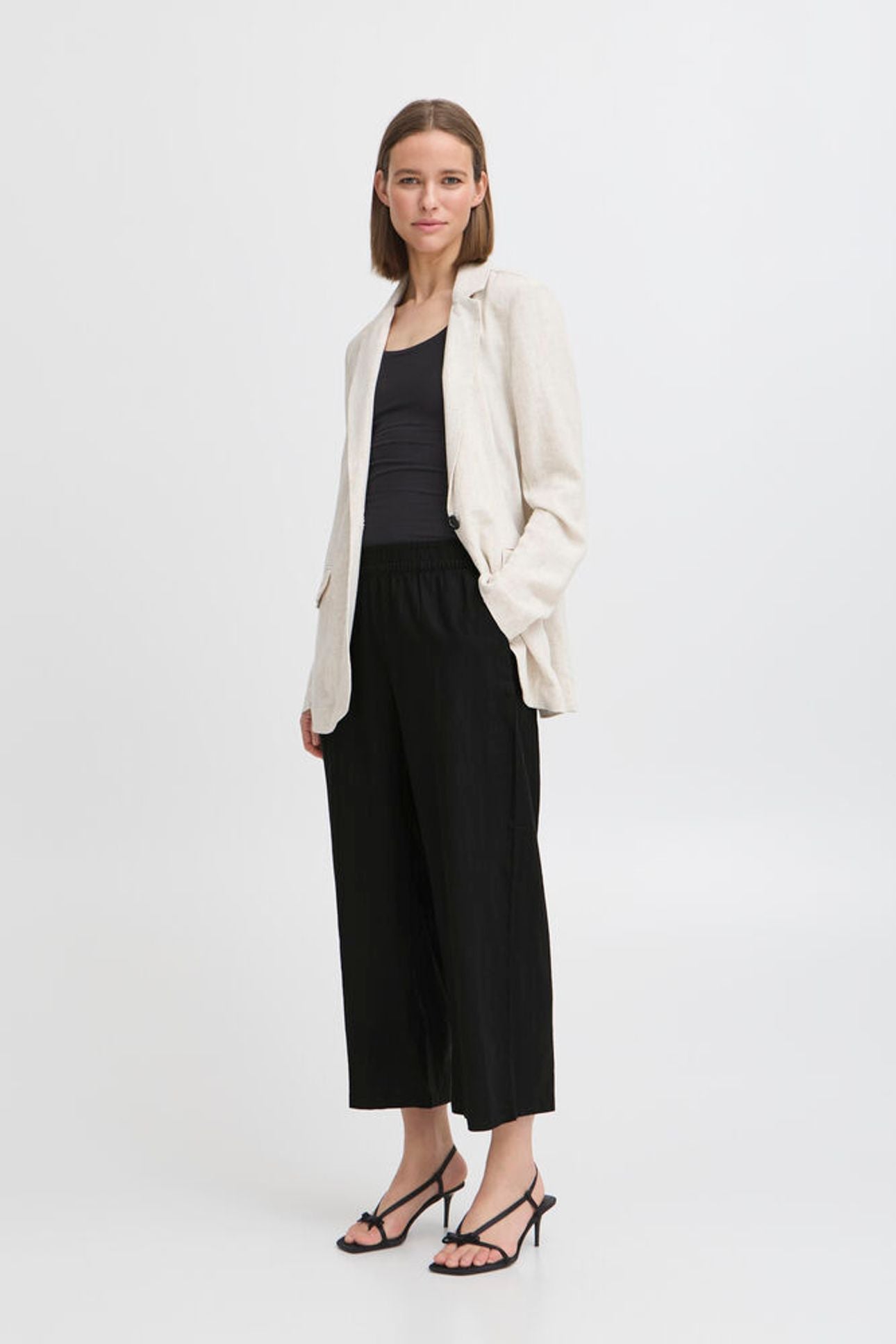 Byoung - Falakka Crop Pants