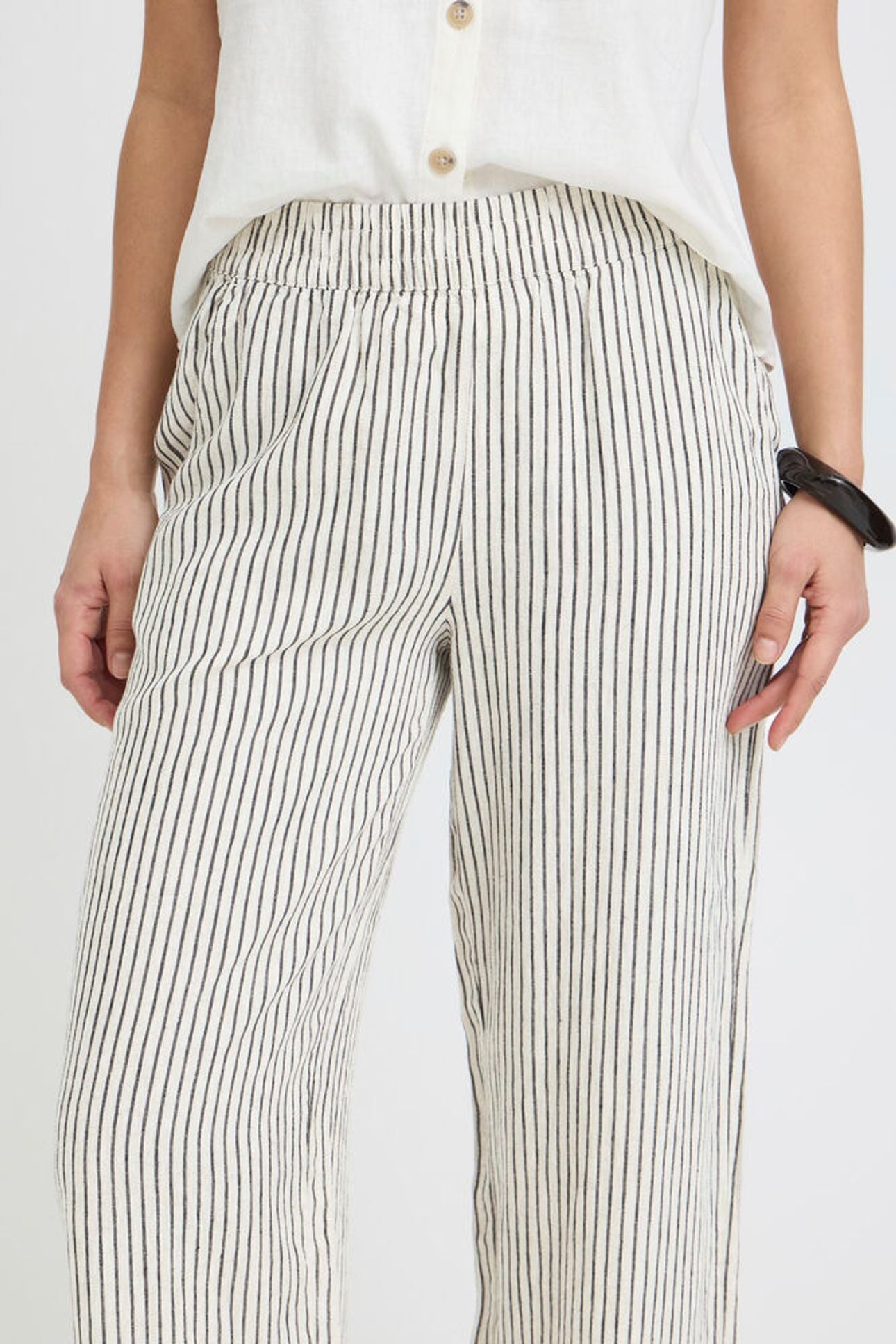 Byoung - Falakka Crop Pants