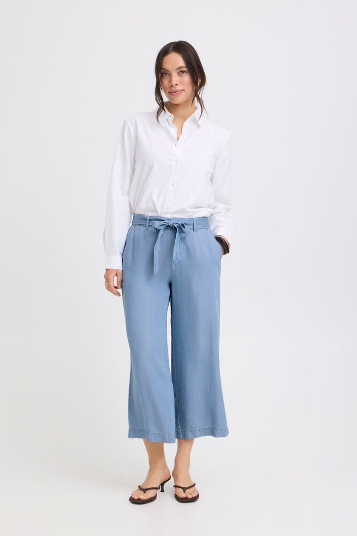 Byoung - Kosmo Crop Pants