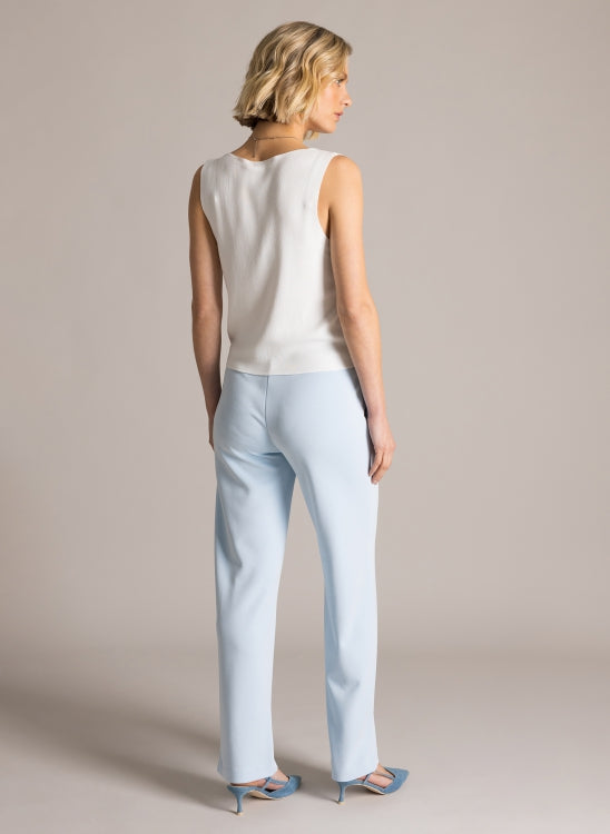 Yest - Tiara Essential