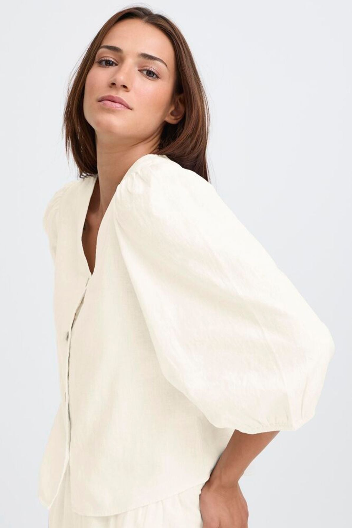 Byoung - Falakka Puff Shirt